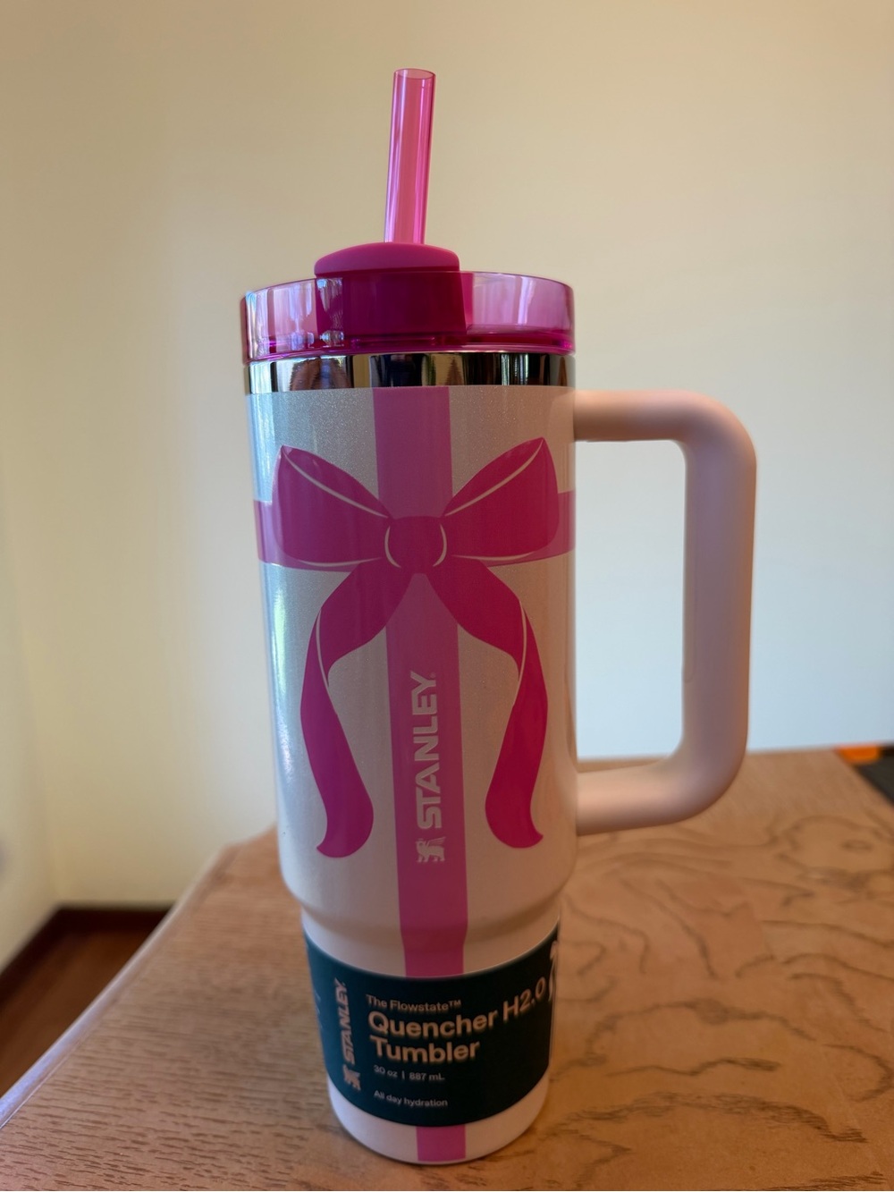 Stanley 30 oz Popsicle Ribbon Shimmer Quencher – NEW RELEASE